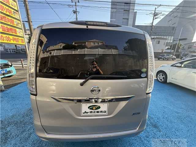 2013 Nissan Serena