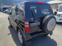 2004 Mitsubishi Pajero Mini