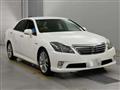 2011 Toyota Crown Hybrid
