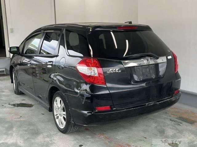 2012 Honda Fit shuttle