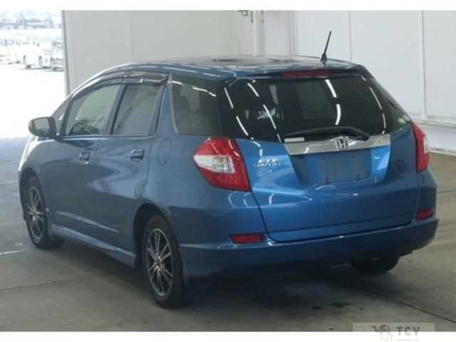 2011 Honda Fit shuttle