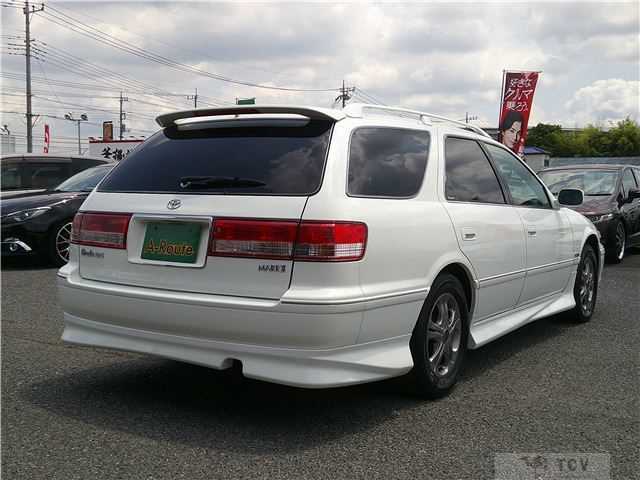 2001 Toyota Mark II Qualis