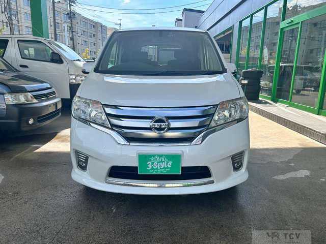 2011 Nissan Serena
