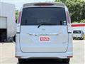 2011 Nissan Serena