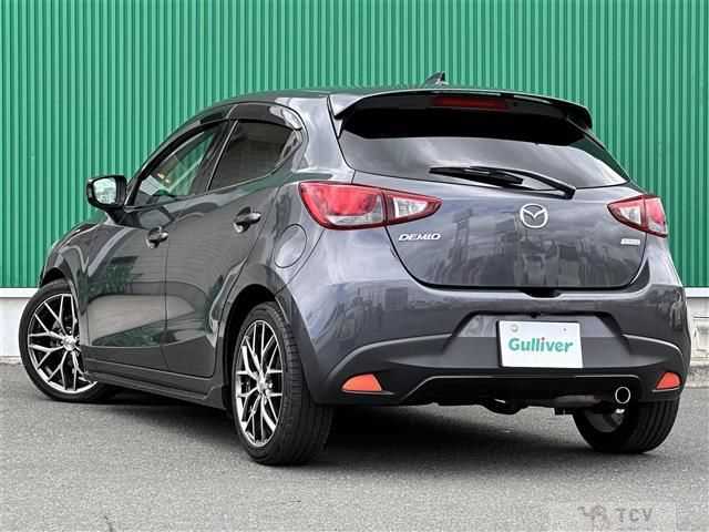 2016 Mazda Demio