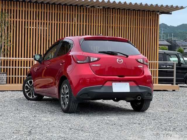 2015 Mazda Demio