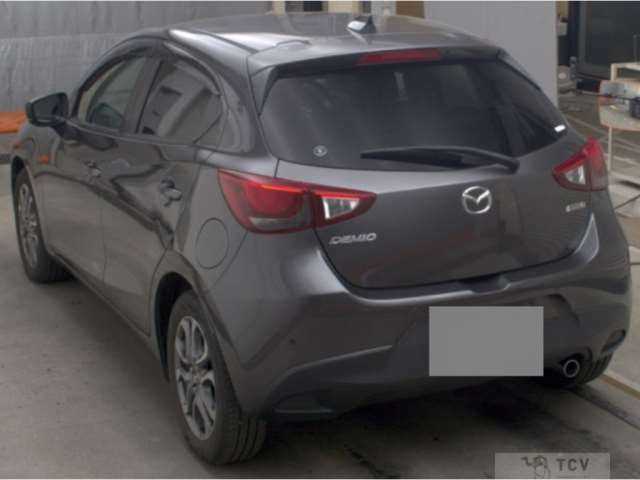 2018 Mazda Demio