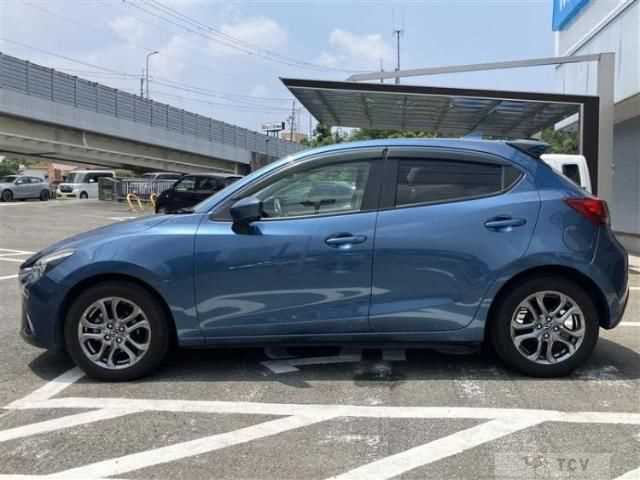 2018 Mazda Demio