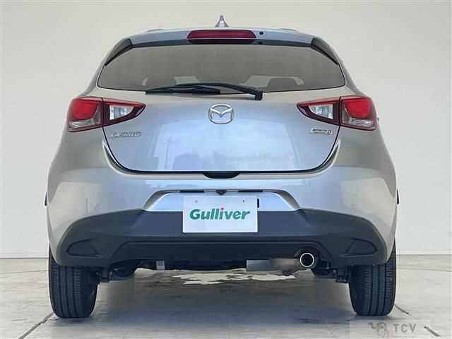 2016 Mazda Demio