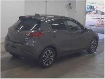 2017 Mazda Demio