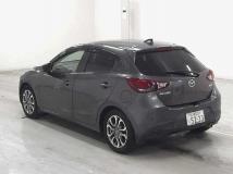 2017 Mazda Demio