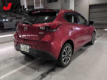 2016 Mazda Demio