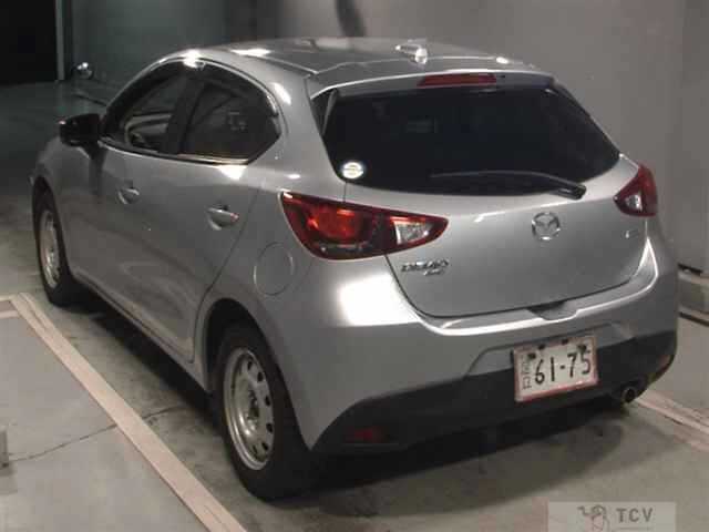 2017 Mazda Demio