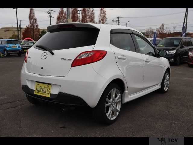 2010 Mazda Demio