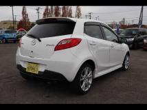 2010 Mazda Demio