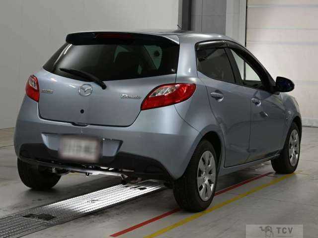2013 Mazda Demio