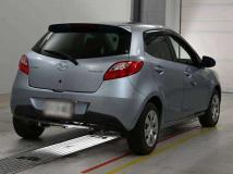 2013 Mazda Demio