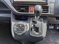 2014 Toyota Voxy