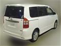 2012 Toyota Noah