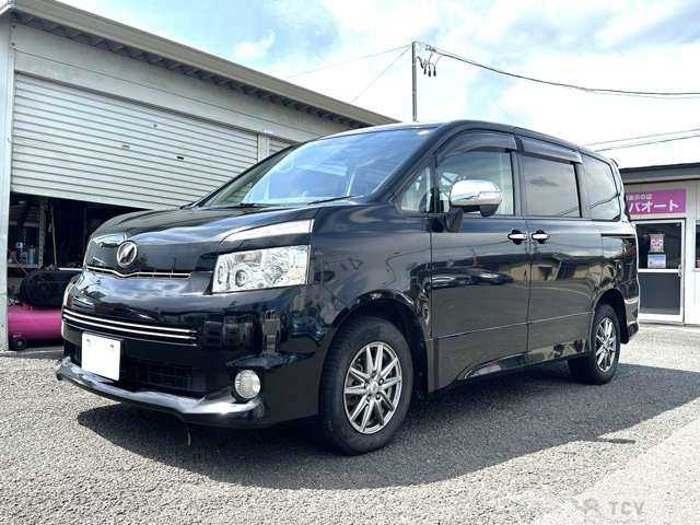 2009 Toyota Voxy