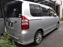 2012 Toyota Noah