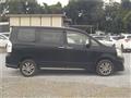 2013 Toyota Voxy