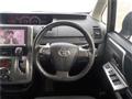2013 Toyota Voxy