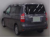 2013 Toyota Noah