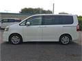 2010 Toyota Noah