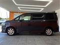 2008 Toyota Voxy