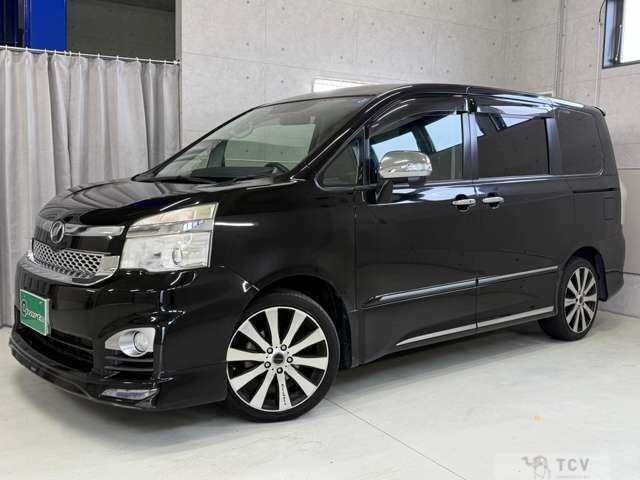 2013 Toyota Voxy