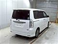 2013 Toyota Voxy