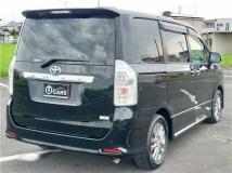 2013 Toyota Voxy