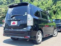2011 Toyota Voxy