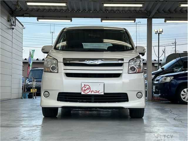 2008 Toyota Noah