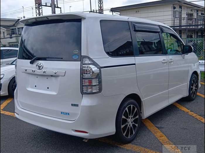 2010 Toyota Voxy