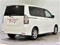 2007 Toyota Voxy