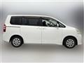 2013 Toyota Noah