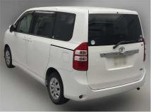 2013 Toyota Noah