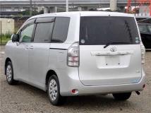 2011 Toyota Voxy