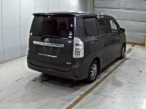2013 Toyota Noah