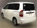 2013 Toyota Noah