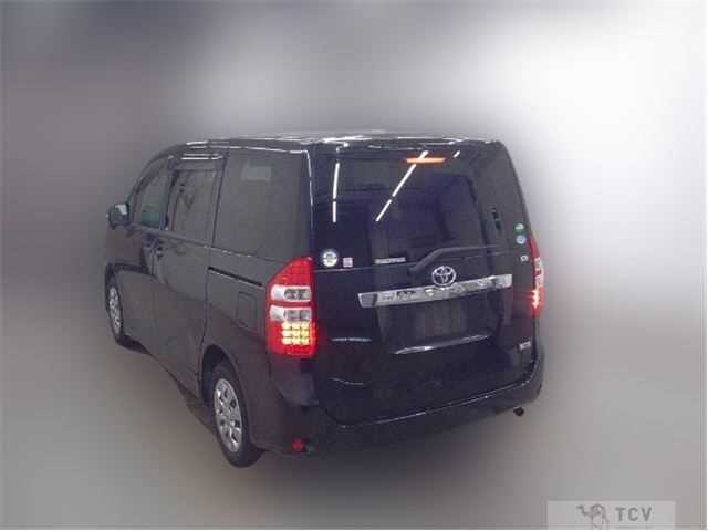 2013 Toyota Noah