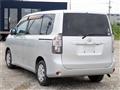 2007 Toyota Voxy