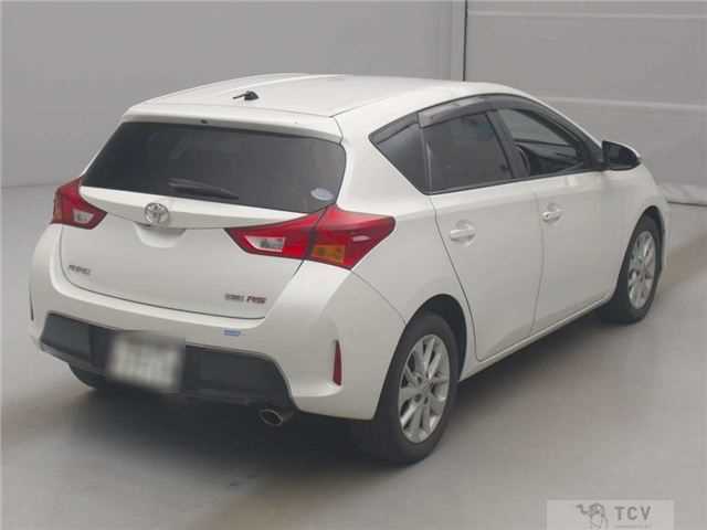 2013 Toyota Auris