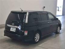 2012 Toyota Isis