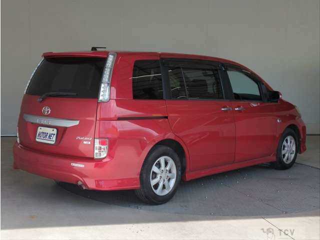 2012 Toyota Isis