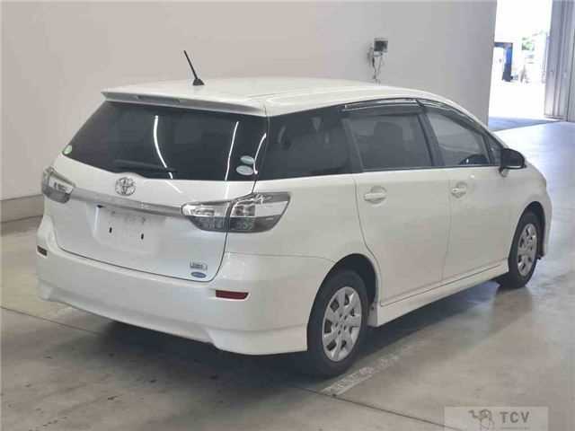 2017 Toyota Wish