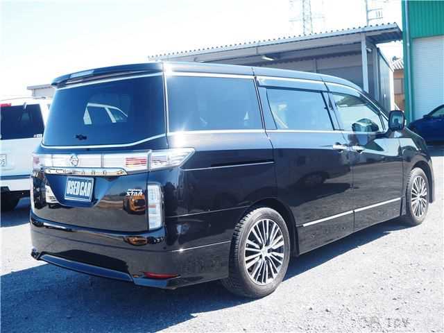 2016 Nissan Elgrand