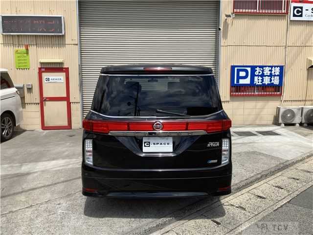 2010 Nissan Elgrand